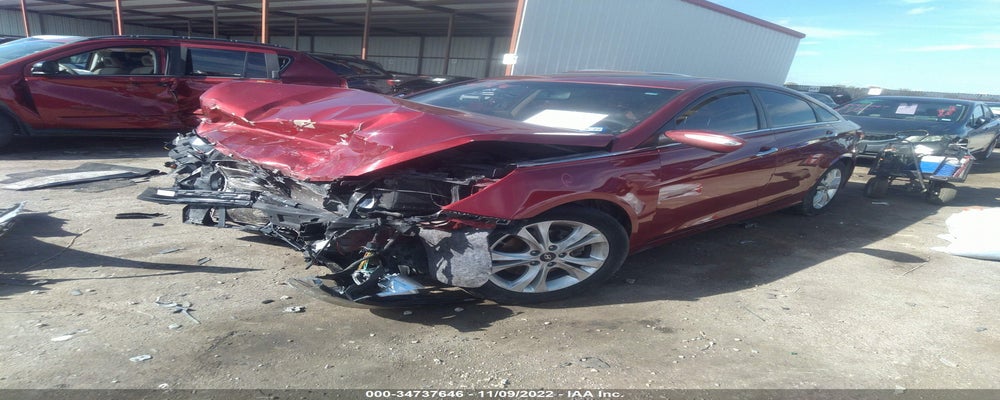 5NPEC4AC4BH264678 2011 HYUNDAI SONATA photo no. 2