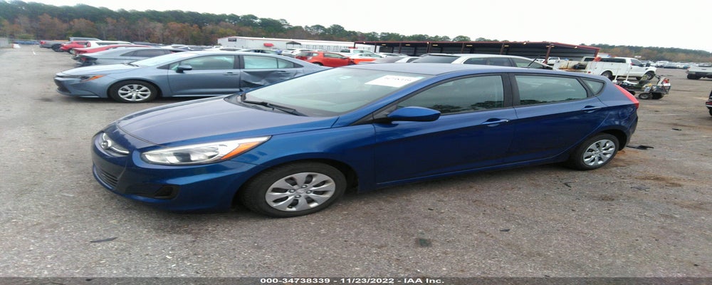 KMHCT5AE3HU337256 2017 HYUNDAI ACCENT photo no. 2