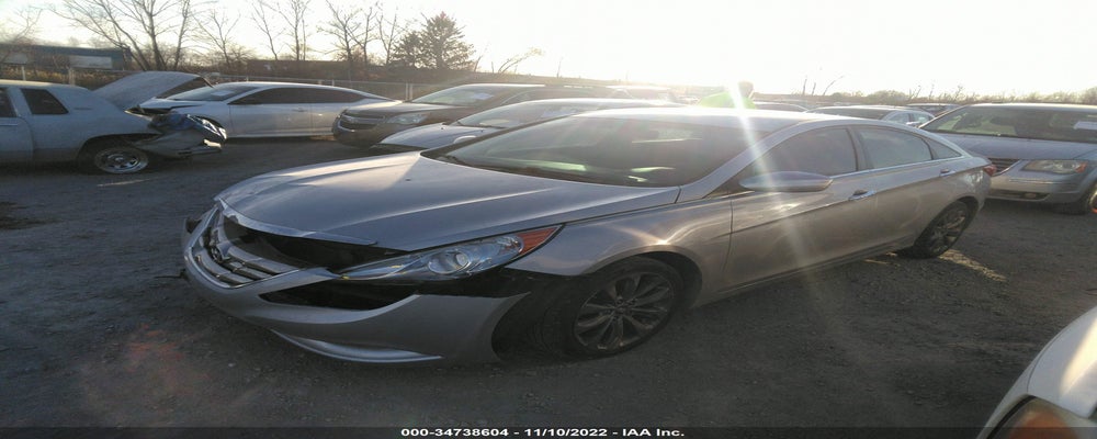 5NPEC4AC1BH253671 2011 HYUNDAI SONATA photo no. 2