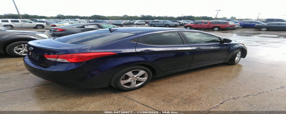 5NPDH4AE5DH369683 2013 HYUNDAI ELANTRA photo no. 4