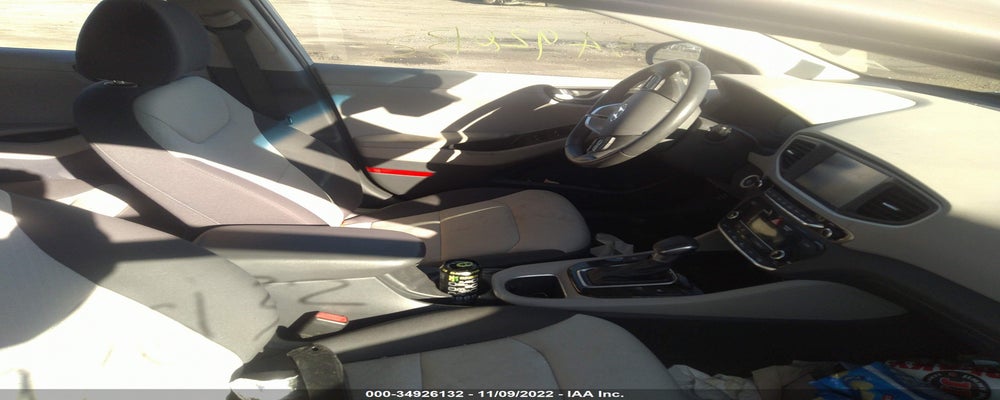 KMHC75LC6HU036769 2017 HYUNDAI IONIQ HYBRID photo no. 5