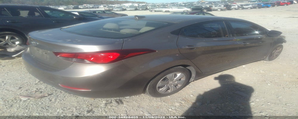5NPDH4AE1GH782009 2016 HYUNDAI ELANTRA photo no. 4