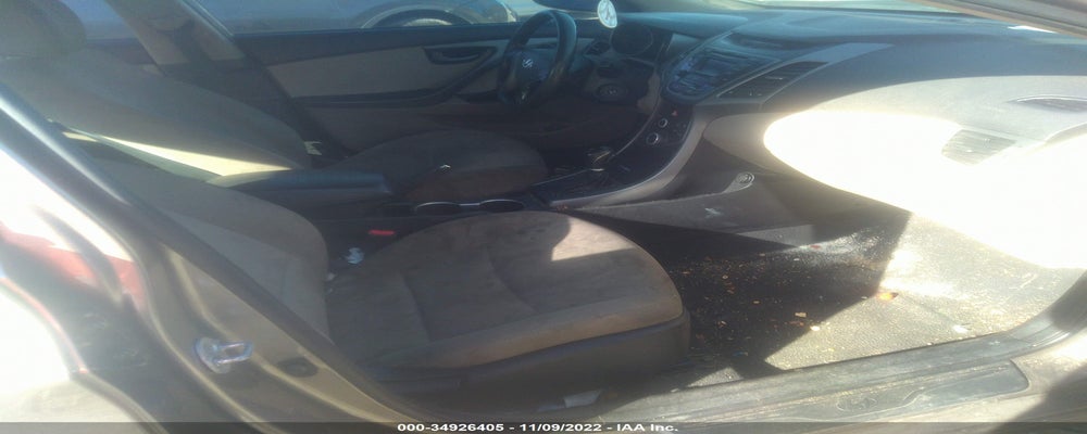 5NPDH4AE1GH782009 2016 HYUNDAI ELANTRA photo no. 5