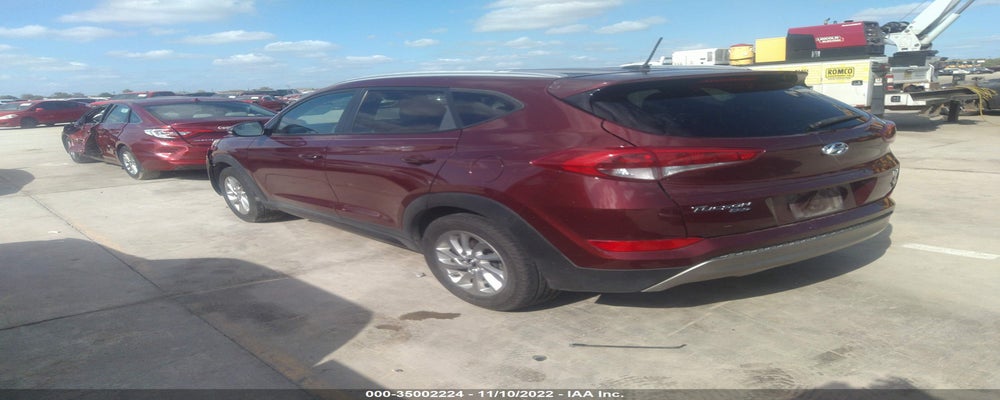KM8J33A21GU026859 2016 HYUNDAI TUCSON photo no. 3