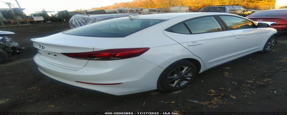 5NPD84LFXHH123742 2017 HYUNDAI ELANTRA photo no. 4
