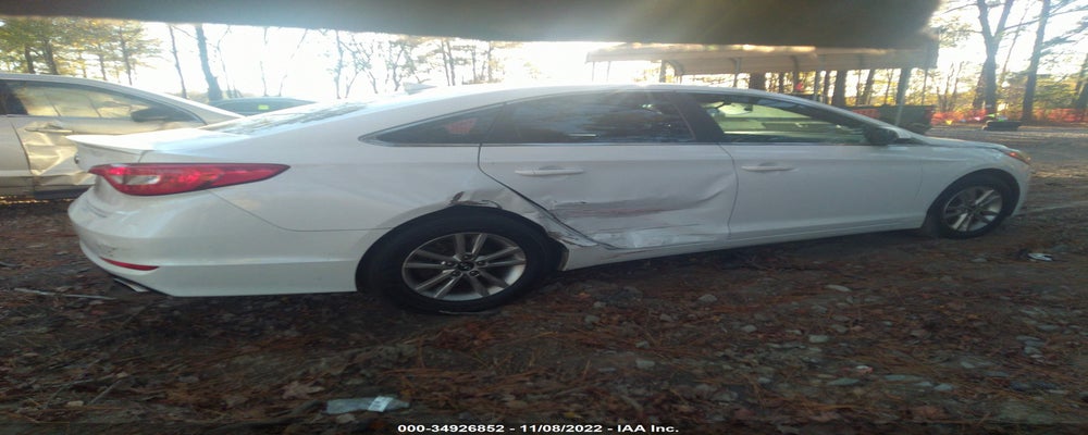 5NPE24AFXFH146461 2015 HYUNDAI SONATA photo no. 4