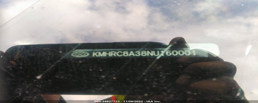 KMHRC8A38NU160001 2022 HYUNDAI VENUE photo no. 9