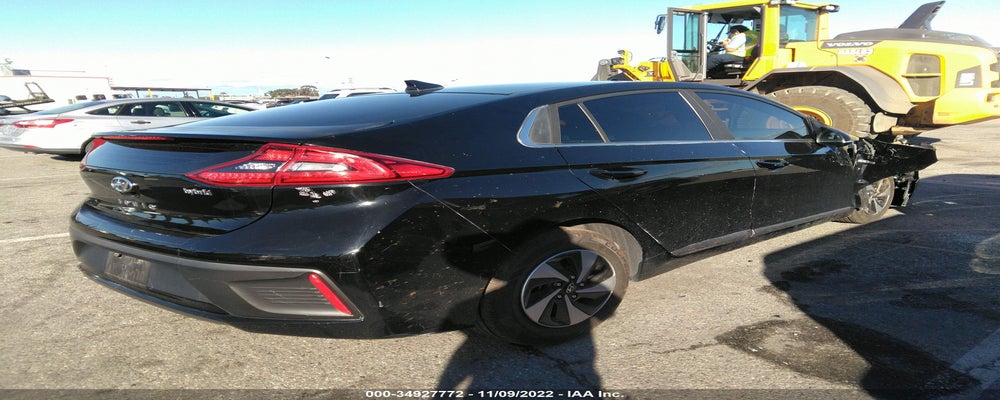 KMHC75LC4HU024670 2017 HYUNDAI IONIQ HYBRID photo no. 4