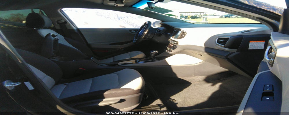KMHC75LC4HU024670 2017 HYUNDAI IONIQ HYBRID photo no. 5