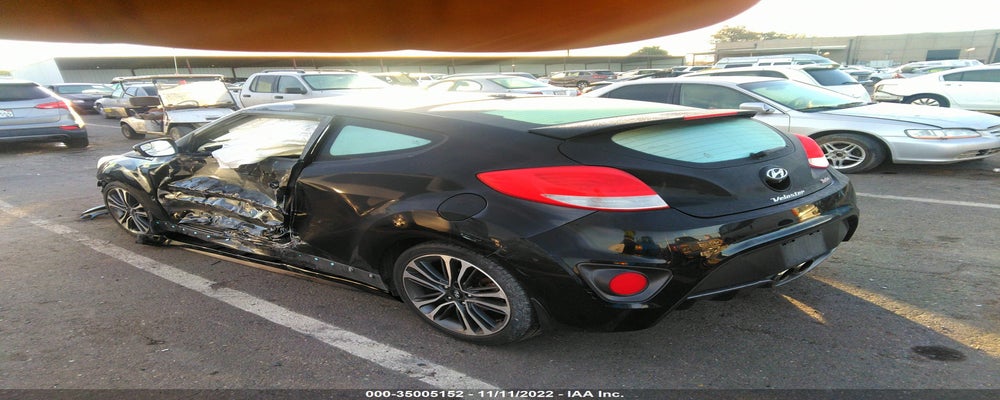 KMHTC6AE6GU256580 2016 HYUNDAI VELOSTER photo no. 3