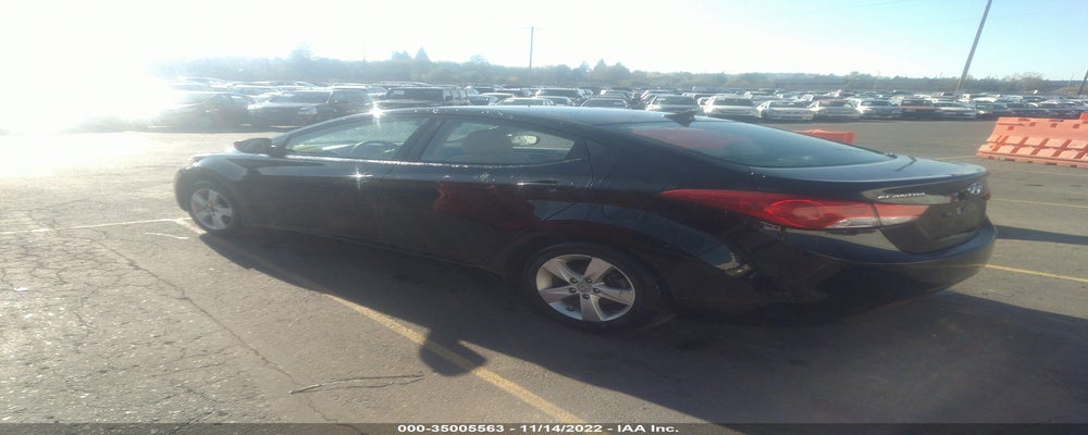 5NPDH4AEXDH177398 2013 HYUNDAI ELANTRA photo no. 3