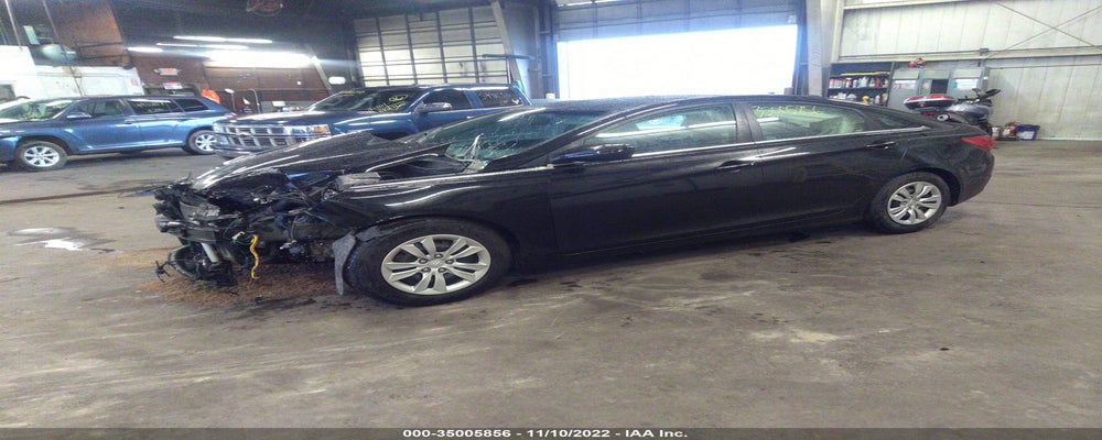 5NPEB4AC3CH328715 2012 HYUNDAI SONATA photo no. 2