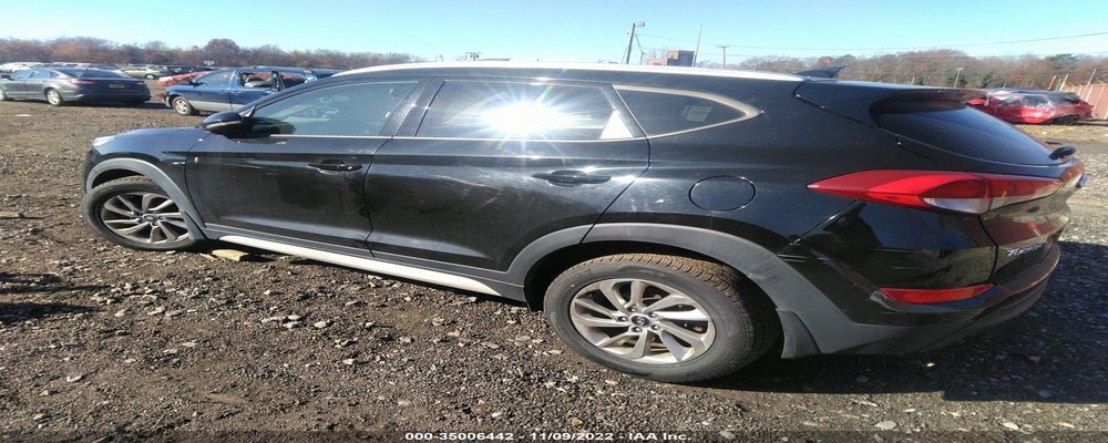 KM8J3CA40HU459110 2017 HYUNDAI TUCSON photo no. 3