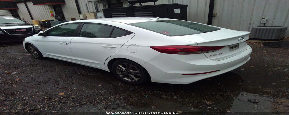 5NPD84LF4JH358949 2018 HYUNDAI ELANTRA photo no. 3
