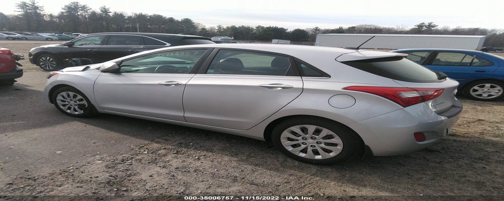 KMHD35LH4GU332822 2016 HYUNDAI ELANTRA GT photo no. 3