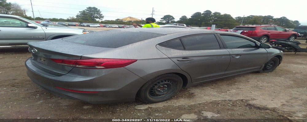 5NPD74LF8JH276550 2018 HYUNDAI ELANTRA photo no. 4