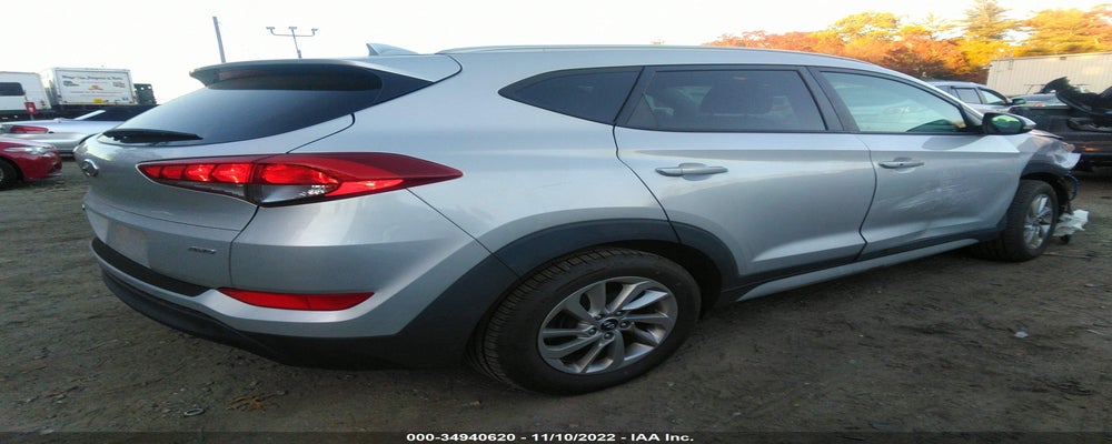 KM8J3CA4XJU682325 2018 HYUNDAI TUCSON photo no. 4