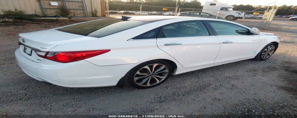 5NPEC4AB8DH700751 2013 HYUNDAI SONATA photo no. 4