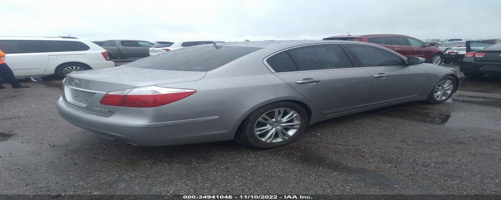 KMHGC4DF8BU115139 2011 HYUNDAI GENESIS photo no. 4