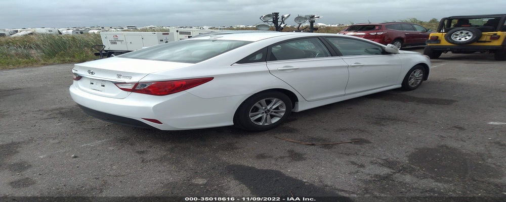 5NPEB4ACXEH842015 2014 HYUNDAI SONATA photo no. 4