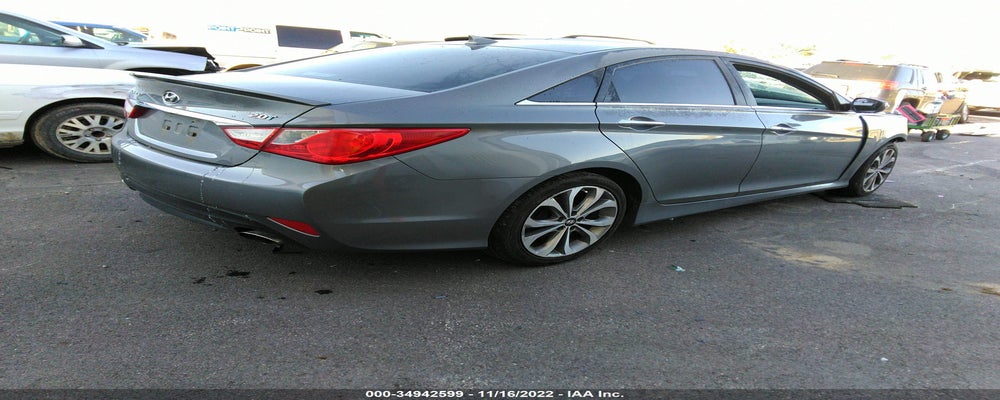 5NPEC4AB7EH856359 2014 HYUNDAI SONATA photo no. 4
