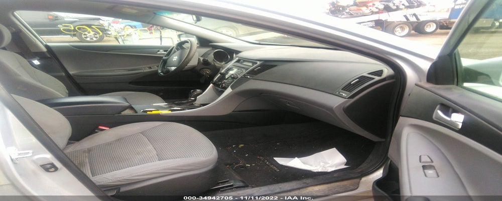 5NPEB4AC2BH060822 2011 HYUNDAI SONATA photo no. 5