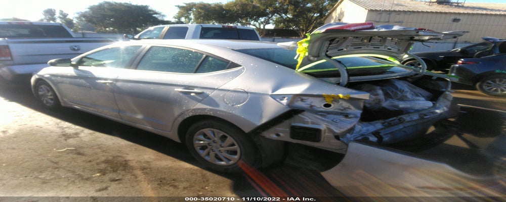 KMHD74LF0HU324747 2017 HYUNDAI ELANTRA photo no. 3