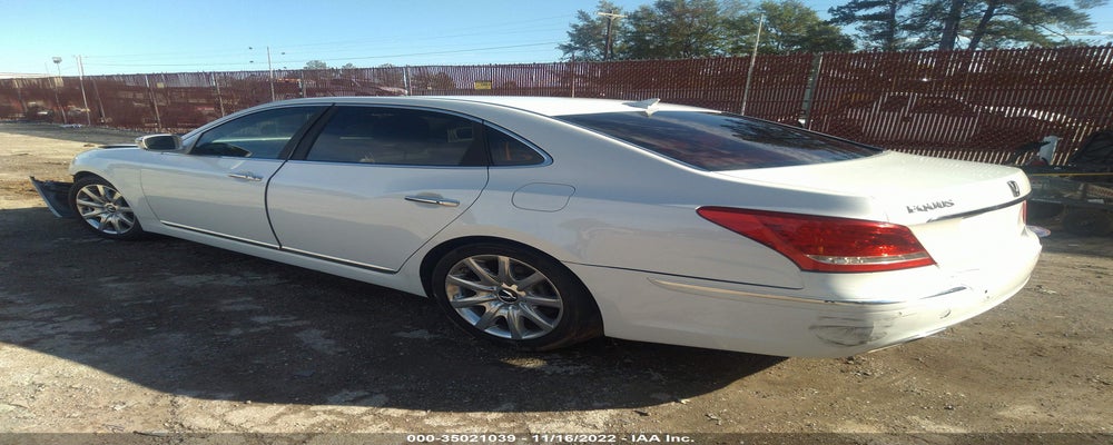 KMHGH4JF0BU038952 2011 HYUNDAI EQUUS photo no. 3