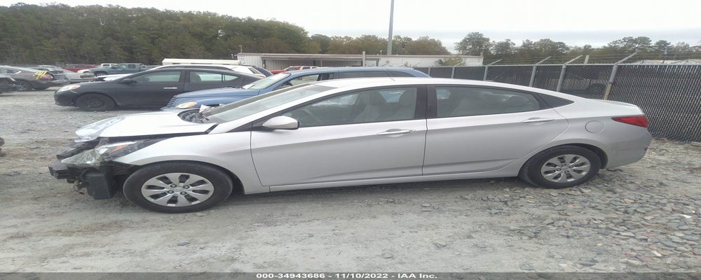 KMHCT4AE9HU310136 2017 HYUNDAI ACCENT photo no. 2