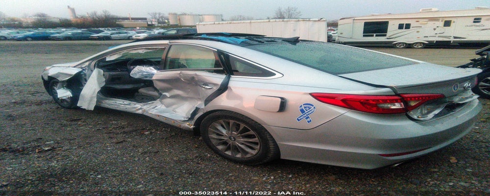 5NPE34AF7FH051725 2015 HYUNDAI SONATA photo no. 3