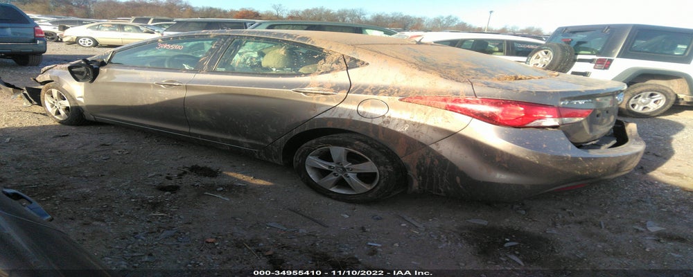 5NPDH4AE8DH276527 2013 HYUNDAI ELANTRA photo no. 3