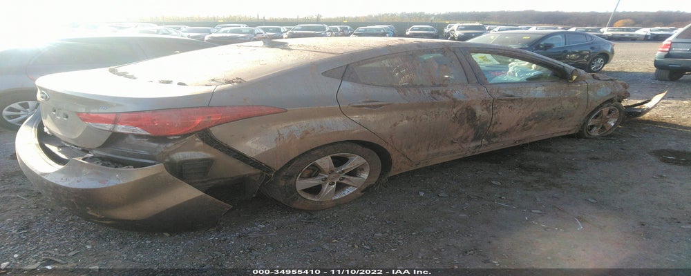 5NPDH4AE8DH276527 2013 HYUNDAI ELANTRA photo no. 4