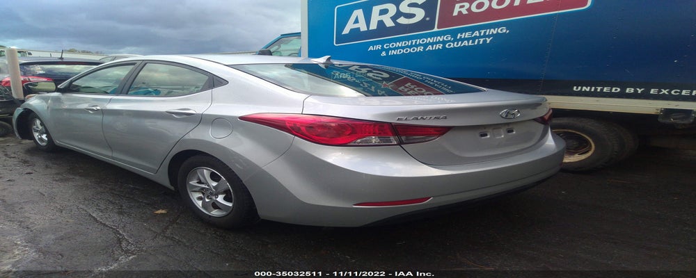 5NPDH4AE9FH580761 2015 HYUNDAI ELANTRA photo no. 3