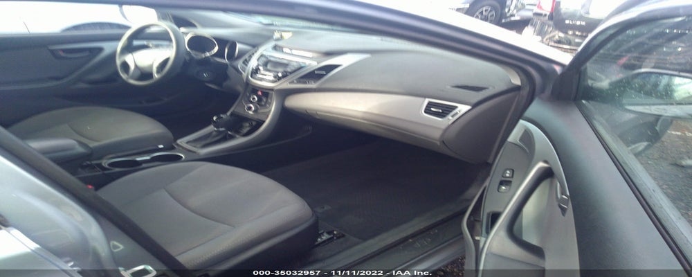 5NPDH4AE6GH765156 2016 HYUNDAI ELANTRA photo no. 5