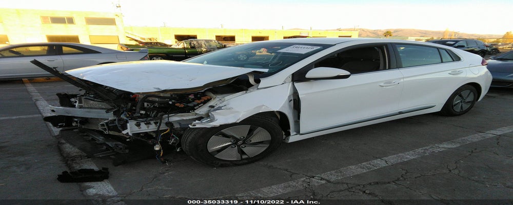 KMHC75LC4LU227762 2020 HYUNDAI IONIQ HYBRID photo no. 2