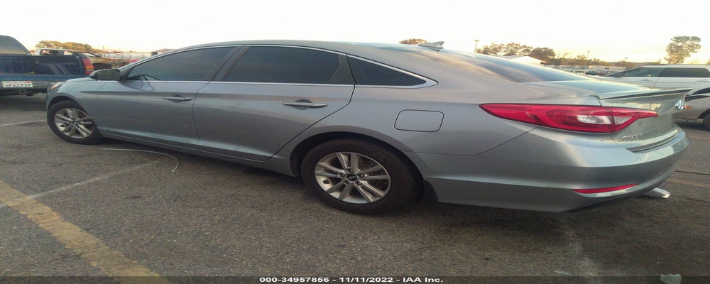 5NPE24AFXFH183011 2015 HYUNDAI SONATA photo no. 3