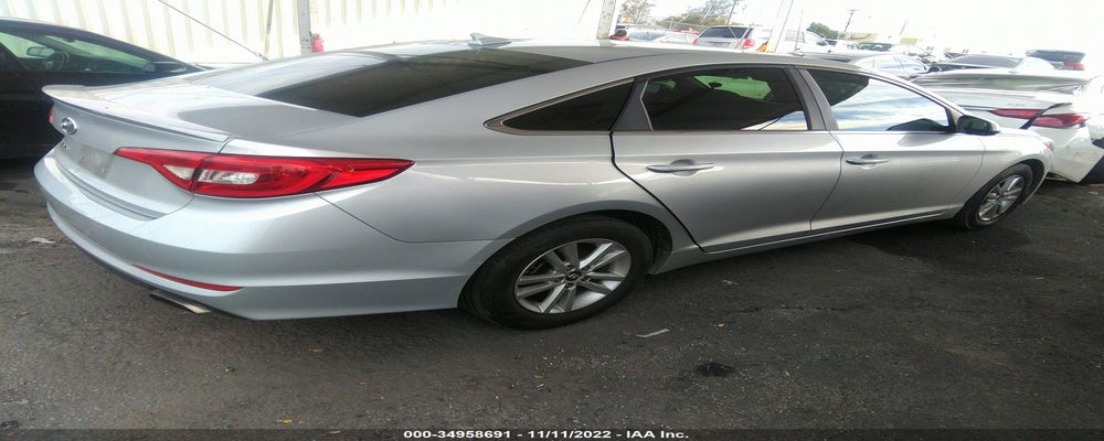 5NPE24AF8FH210724 2015 HYUNDAI SONATA photo no. 4