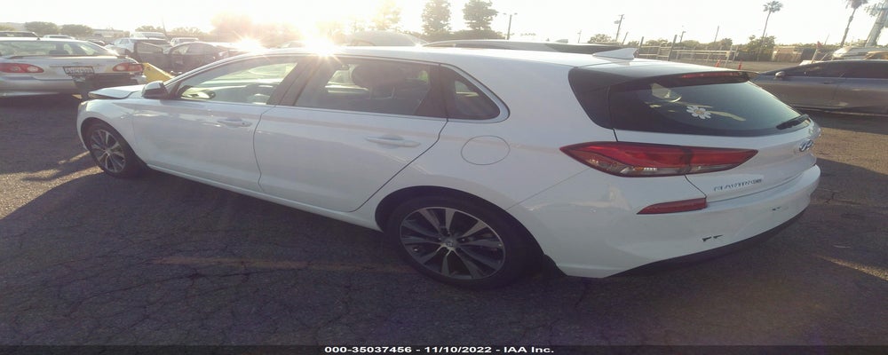 KMHH35LE8JU040153 2018 HYUNDAI ELANTRA GT photo no. 3