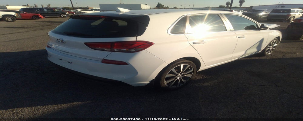 KMHH35LE8JU040153 2018 HYUNDAI ELANTRA GT photo no. 4