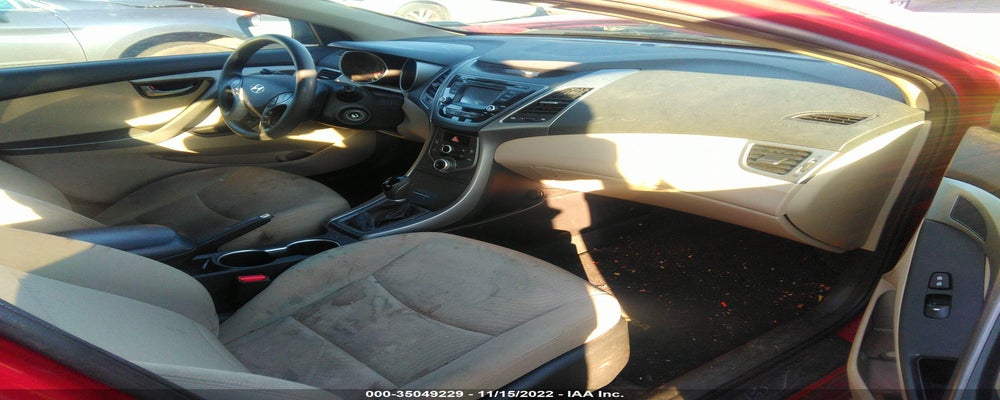 KMHDH4AE1FU420049 2015 HYUNDAI ELANTRA photo no. 5