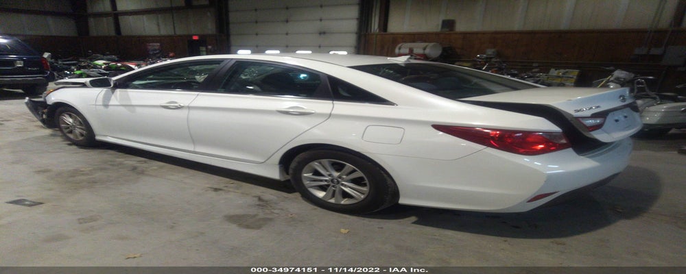 5NPEB4ACXEH896575 2014 HYUNDAI SONATA photo no. 3