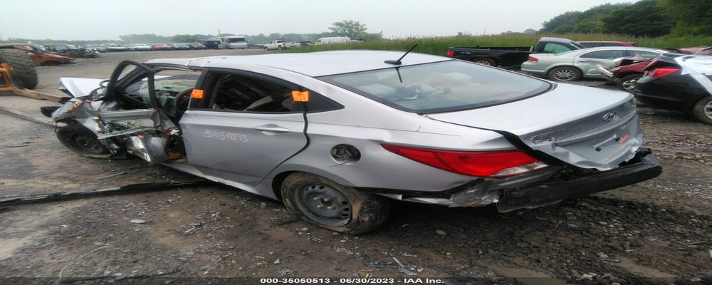 KMHCT4AE8HU290350 2017 HYUNDAI ACCENT photo no. 3