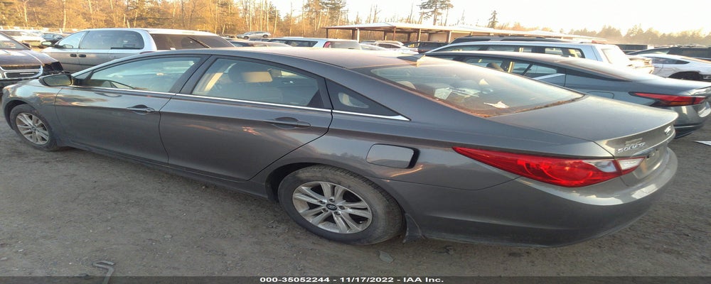 5NPEB4AC0DH628567 2013 HYUNDAI SONATA photo no. 3
