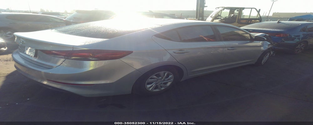 5NPD74LF9JH279926 2018 HYUNDAI ELANTRA photo no. 4
