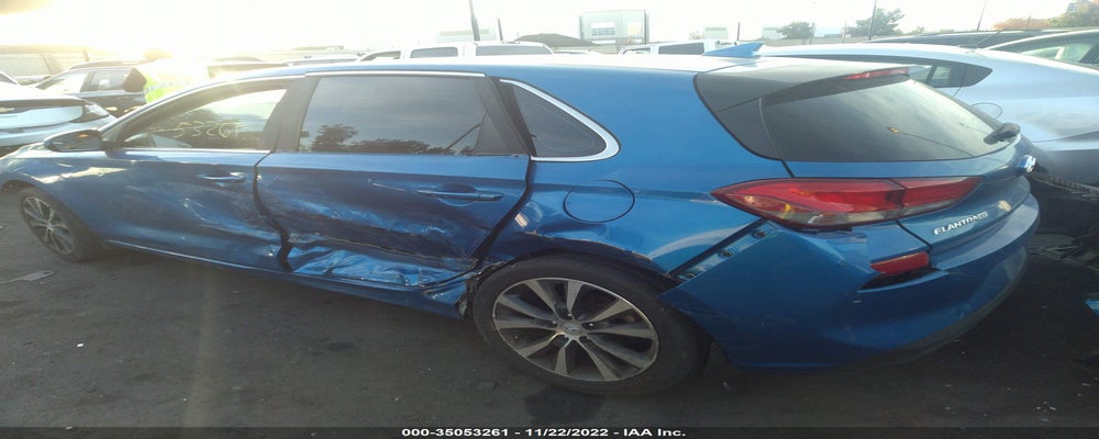 KMHH35LE4JU023401 2018 HYUNDAI ELANTRA GT photo no. 3
