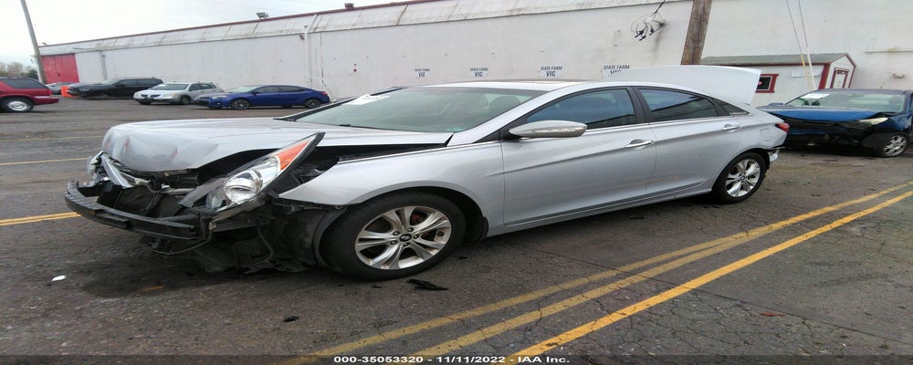 5NPEC4AC3BH167410 2011 HYUNDAI SONATA photo no. 2