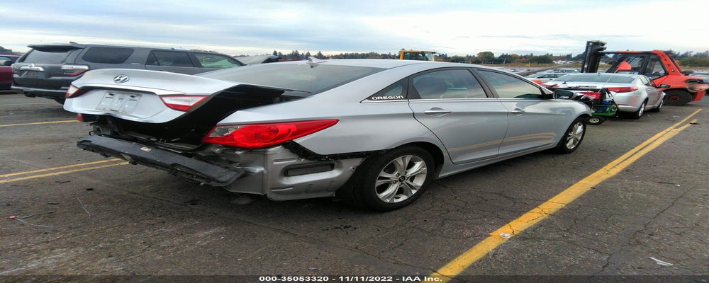 5NPEC4AC3BH167410 2011 HYUNDAI SONATA photo no. 4