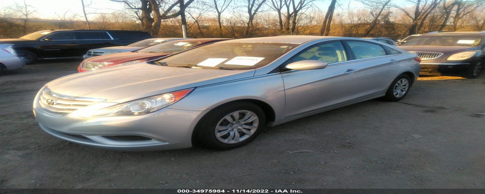 5NPEB4AC0BH101013 2011 HYUNDAI SONATA photo no. 2