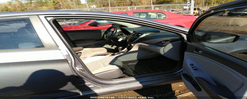 KMHCT4AE7GU029158 2016 HYUNDAI ACCENT photo no. 5