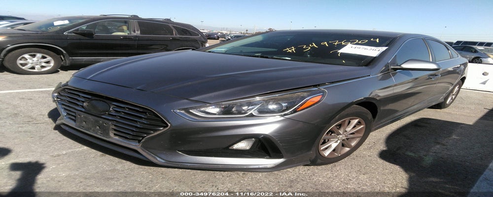 5NPE24AF2JH610643 2018 HYUNDAI SONATA photo no. 2